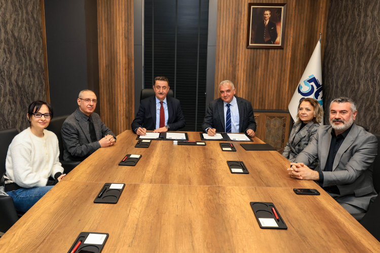 Bursa’da akademi ile özel sektör sanat ve teknoloji için buluştu - Bursa Hayat Gazetesi-2