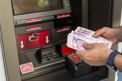 Emeklilere mart ayında erken ödeme: İşte gün gün maaş takvimi