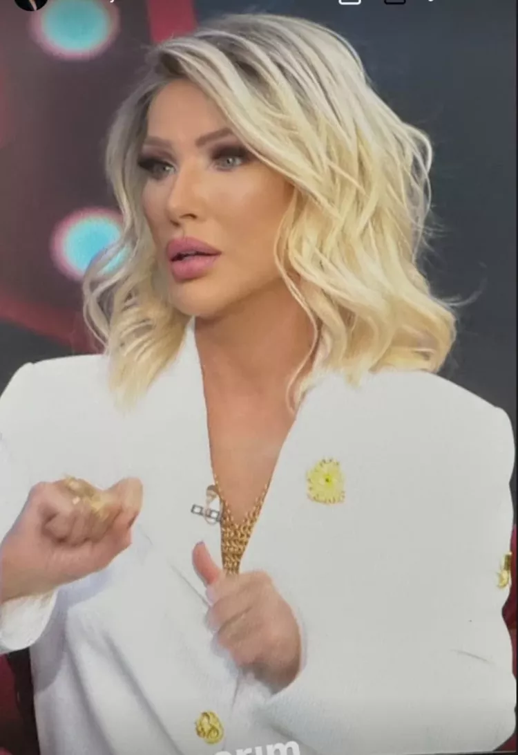 Seda Sayan’a takipçilerden şaşırtan yorumlar! “Yine mi operasyon?”-Bursa Hayat-2