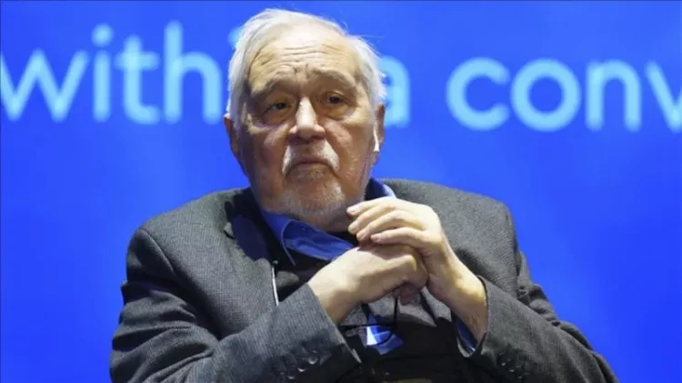 İlber Ortaylı’dan endişelendiren haber: Entübe edildi!-Bursa Hayat-4