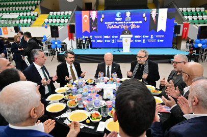 AK Parti Yıldırım’da büyük buluşma: Teşkilat vefa iftarında birleşti