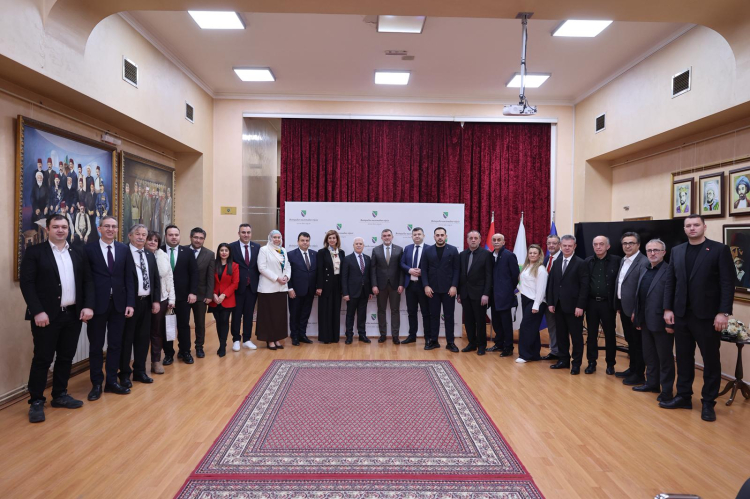 Bursa Büyükşehir’den Priyepolye’ye Ramazan ziyareti-Bursa Hayat-4