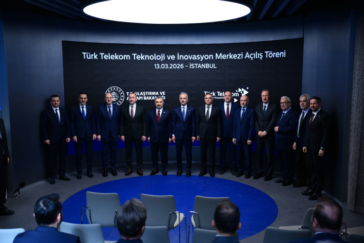 Türk Telekom, 5G deneyimi için Teknoloji ve İnovasyon Merkezi’ni açtı-Bursa Hayat-3
