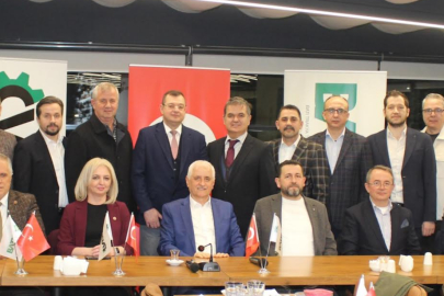 Batı Trakyalı iş insanları iftarda buluştu