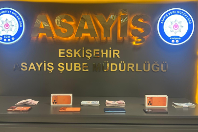 Bursa’dan Eskişehir’e uzanan gasp takibi: Paralarla yakalandılar!