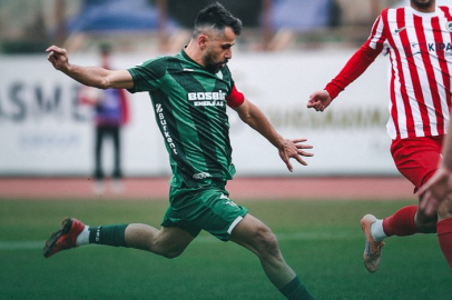 Bursaspor zirve yarışında 3 puan peşinde