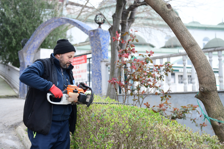 Kestel Belediyesi camilerde bayrama hazırlık çalışmalarını yoğunlaştırdı-Bursa Hayat-3