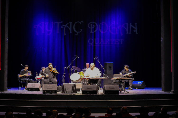 Bursa’da Ramazan akşamı kanun ve müzikle taçlandı-Bursa Hayat-2