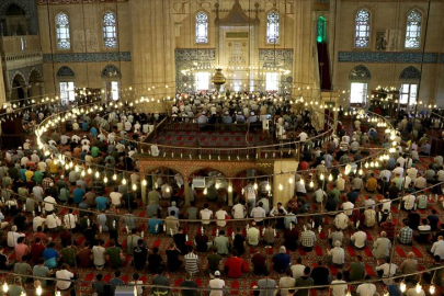 Ezan saat kaçta okunacak? 15 Mart 2026 Sakarya namaz vakitleri