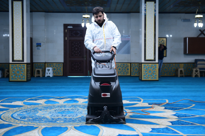 Kestel Belediyesi camilerde bayrama hazırlık çalışmalarını yoğunlaştırdı