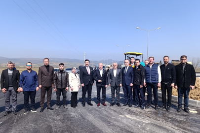Ak Partili Salman ve Gürkan’dan Yenişehir’de yol incelemesi