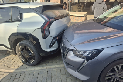 Gemlik’te kalp krizi şüphesi: Önündeki araca çarptı!