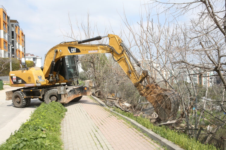 Nilüfer’de park ve orman alanındaki izinsiz yapılar kaldırıldı!-Bursa Hayat-2