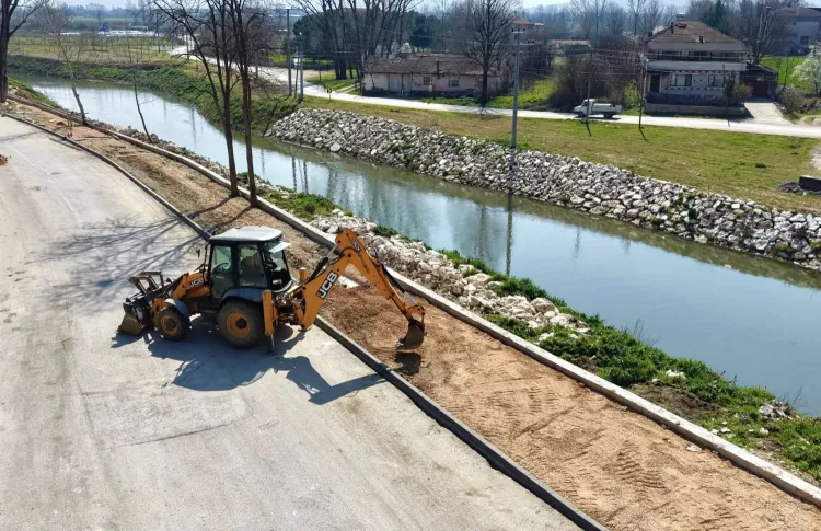 İnegöl Belediyesi’nden yeşil alanlarda modern düzenleme-Bursa Hayat-2