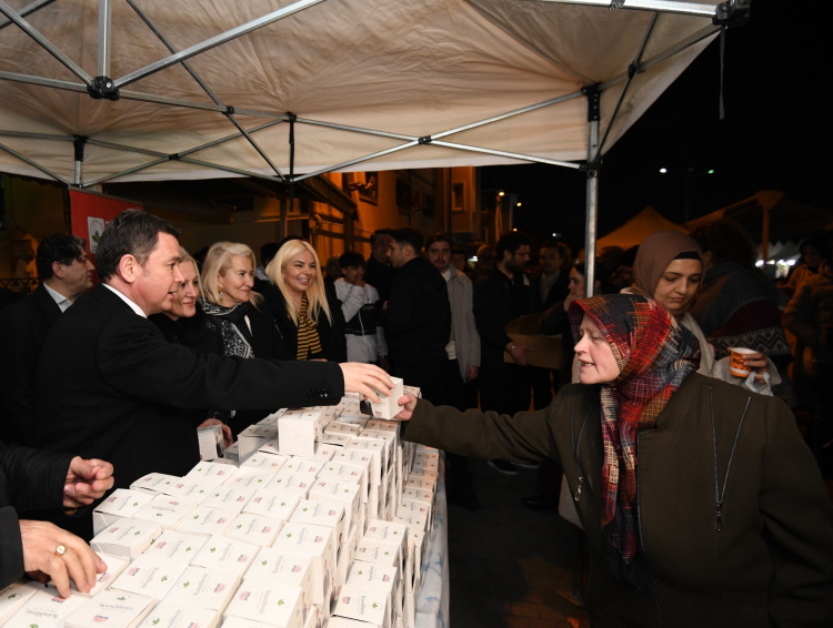 Başkan Erkan Aydın muhtarlarla iftarda bir araya geldi - Bursa Hayat Gazetesi-3
