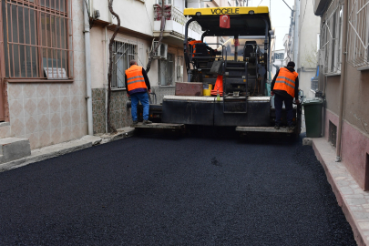 Osmangazi’de asfalt seferberliği: Yeşilova’da yollar yenilendi