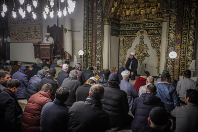 Ulu Cami’de duygu dolu anma! Şehitler için dualar edildi