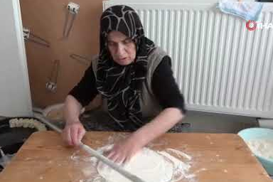 Yozgat'ta bayram sofraları imece usulü tatlanıyor