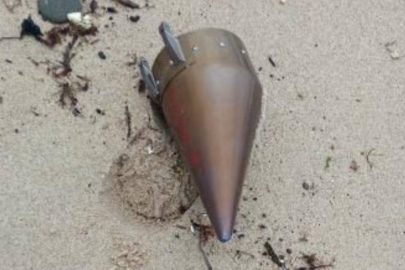 Çatalca sahilinde hareketli dakikalar: Kıyıya vuran füze başlığı imha edildi