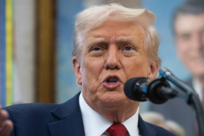 Trump'tan İran mesajı: "İstediğimiz yeri vuruyoruz"