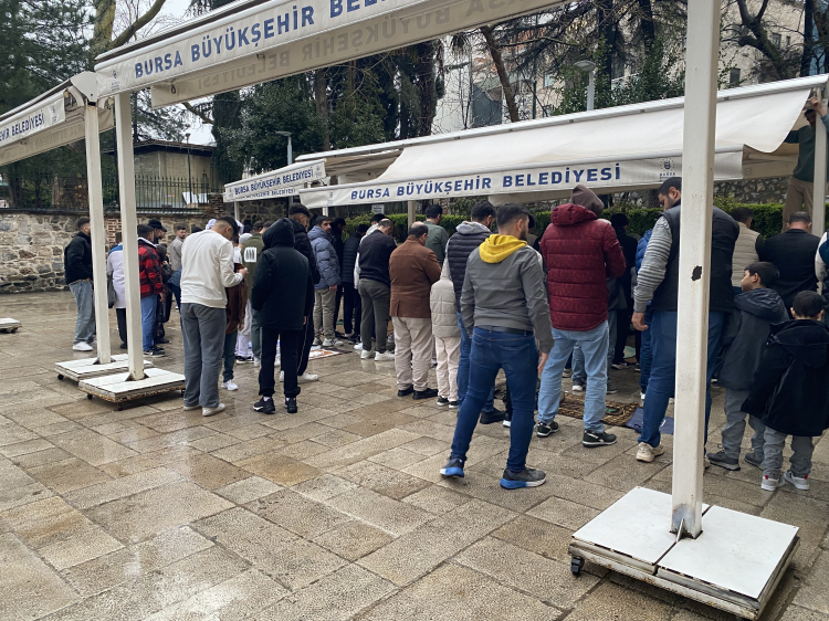 Bursa’da bayram namazının adresi Ulu Camii oldu -Bursa Hayat-2