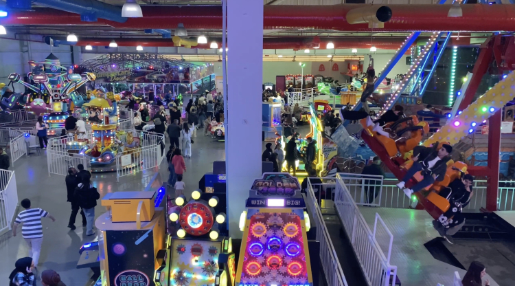 Bursalılar yağmurdan kaçtı, AVM’lere akın etti -Bursa Hayat-2