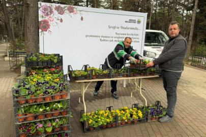 İnegöl’de kabir ziyaretlerine belediye desteği