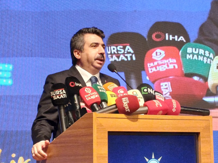 AK Parti Bursa teşkilatı bayramın ilk gününde bir araya geldi -Bursa Hayat-5