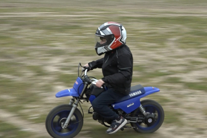 Bursa’da 8 yaşındaki Kerem motosiklet tutkusuyla geleceğe hazırlanıyor