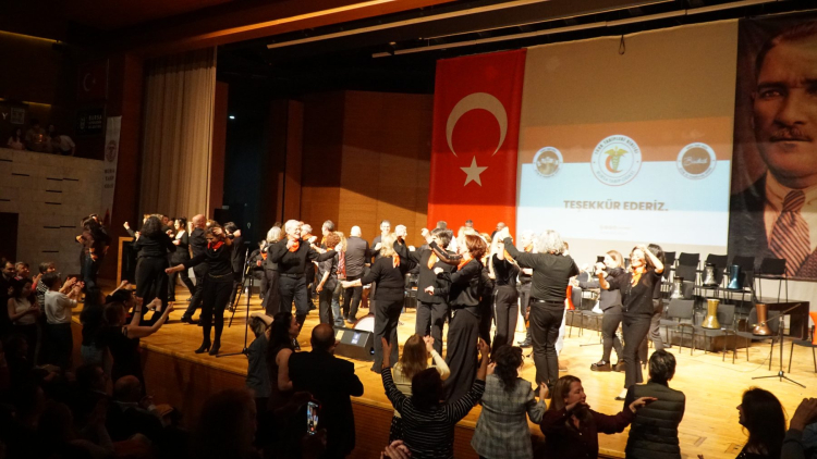 Bursa Tabip Odası’ndan Tıp Haftası’nda coşkulu konseri - Bursa Hayat Gazetesi-3