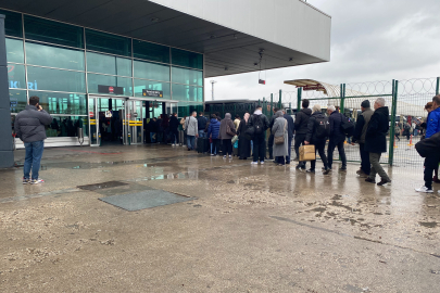 Bursa’da bayram dönüşü başladı: Otobüs terminali doldu taştı!