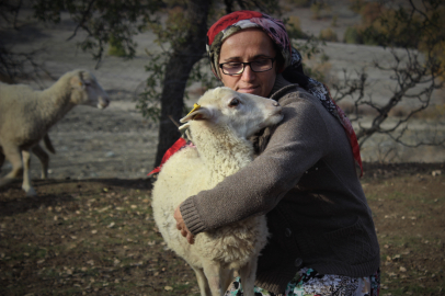 Bursa’daki kanlı olayın kurbanı kadının eski görüntüleri çıktı!
