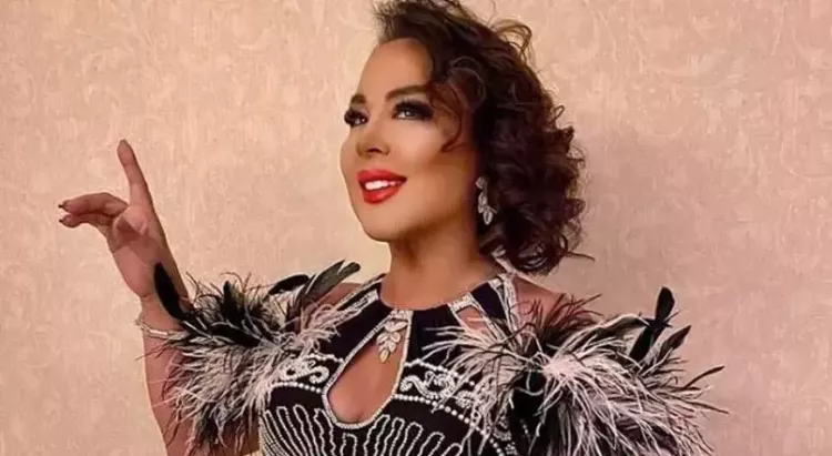 Safiye Soyman’ın kapı önü misafiri şaşırttı!-Bursa Hayat-4