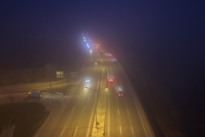 Bursa’da sis etkili oldu: Mudanya yolunda görüş mesafesi azaldı!