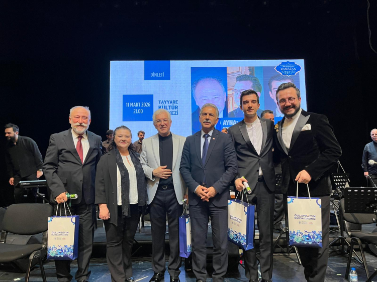 Usta oyuncu Altan Erkekli Bursalılarla buluştu -Bursa Hayat-2