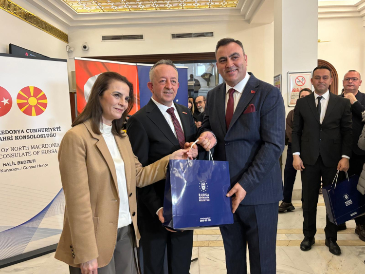 Bursa’da tezhip sanatı sergisi sanatseverleri buluşturdu-Bursa Hayat-4