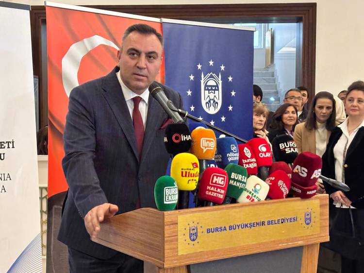 Bursa’da tezhip sanatı sergisi sanatseverleri buluşturdu-Bursa Hayat-7