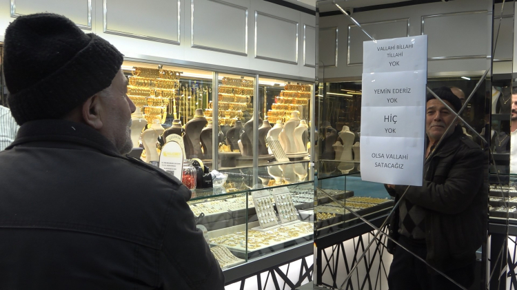 Bursa’da altın mesaisi! Talebe yetişemeyen kuyumcudan ilanlı isyan -Bursa Hayat-3