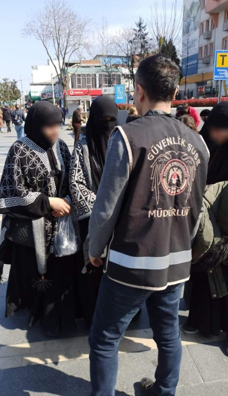 Bursa’da kaçak göçmen baskını! -Bursa Hayat-2