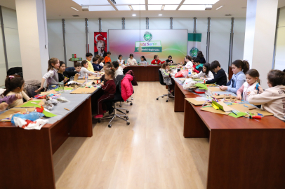 Bursa’da geleceğin şehirleri çocukların ellerinde yükseliyor