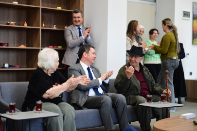 Başkan Erkan Aydın’dan BAREM sakinlerine sevgi dolu ziyaret