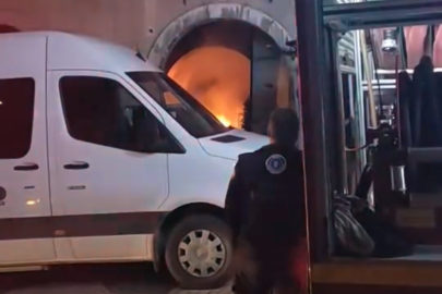 Bursa’da 156 yıllık tarihi binada yangın çıktı