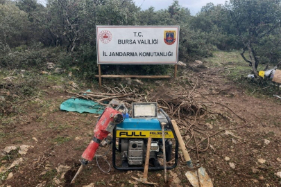 Bursa İznik’te kaçak kazı tespit edildi: 2 şüpheli suçüstü yakalandı!