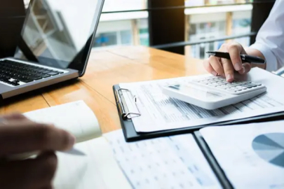 Gençlere hem eğitim hem iş garantisi: Maaş ve prim desteği geliyor!