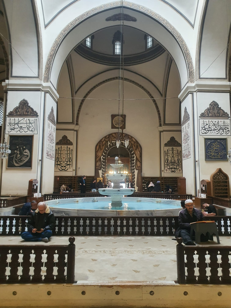 Ulucami: Şehrin kalp noktası -Bursa Hayat-3