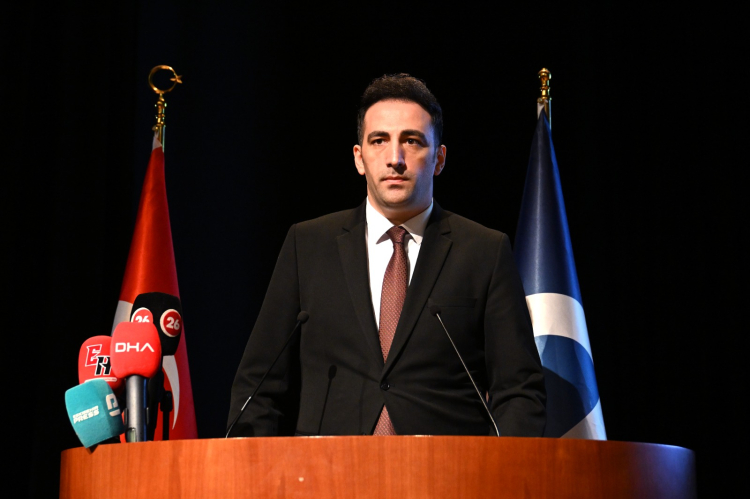 Anadolu Üniversitesi’nde Dijital Habercilik ve Yapay Zekâ Eğitimi düzenlendi-Bursa Hayat-3