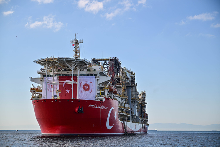 Abdülhamid Han Sondaj Gemisi Karadeniz’de mesaiye başladı -Bursa Hayat-3