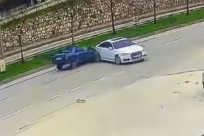 Bursa'da el frenini çekmeyi unutunca kaza kaçınılmaz oldu