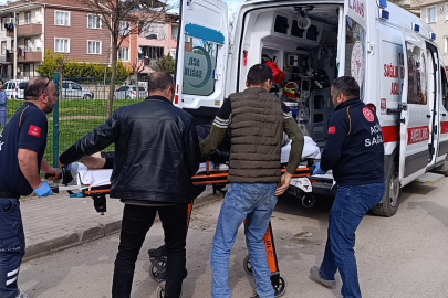 Bursa’da 3 katlı apartmanda yangın: Yaşlı kadın hastaneye kaldırıldı!