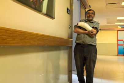 Bursa’da iş kazası paniğe yol açtı: İş yeri sahibi elini makineye sıkıştırdı!